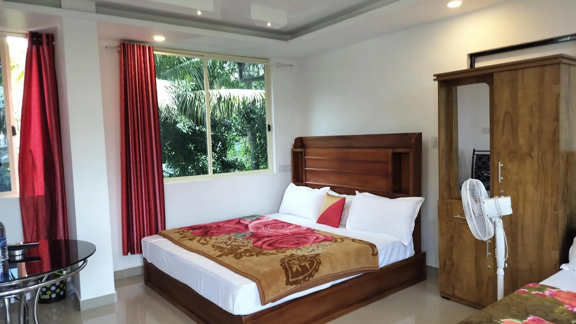 Himadri Munnar Holidays